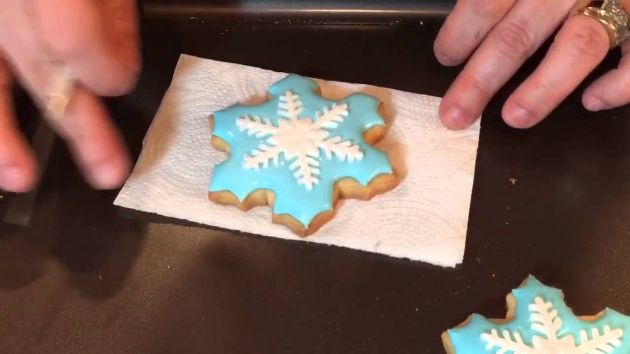 Achieve Crisp, Rich Snowflake Cookies: Essential Ingredient Tips